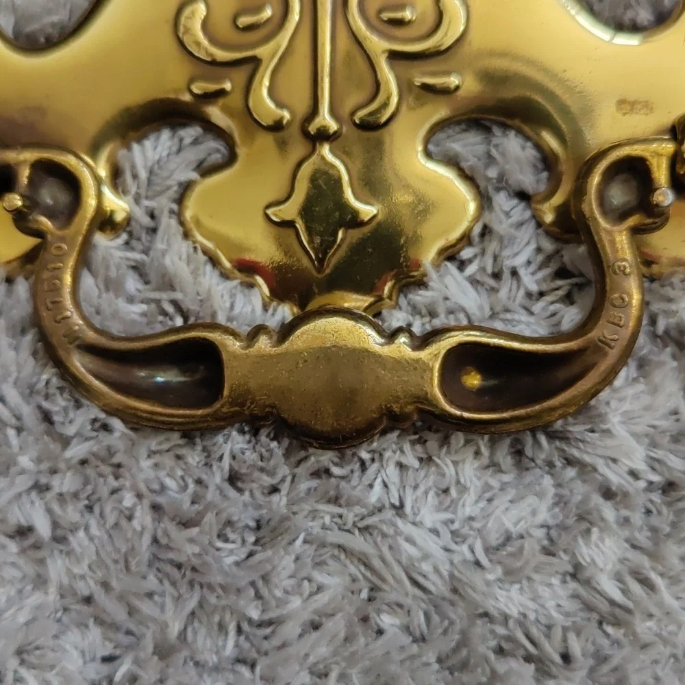 Vintage Brass Chippendale Batwing Drawer Pulls 5.75" x 2.25" NOS Lot of 4 - Picture 7 of 9